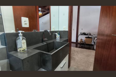 Casa de condomínio à venda com 200m², 2 quartos e 2 vagasBanheiro Social 2
