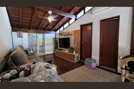Casa de condomínio à venda com 200m², 2 quartos e 2 vagasSala 2