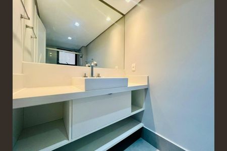 Apartamento à venda com 151m², 3 quartos e 2 vagas