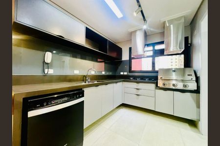 Apartamento à venda com 151m², 3 quartos e 2 vagas