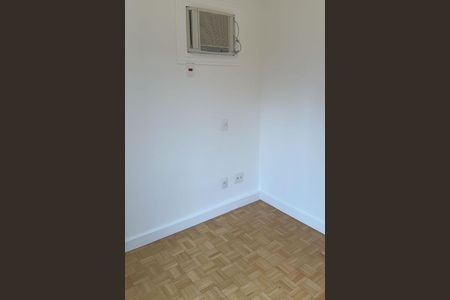 Apartamento à venda com 2 quartos, 55m² em Cambuí, Campinas