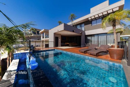Casa de condomínio à venda com 426m², 4 quartos e 4 vagas