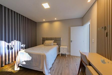 Casa de condomínio à venda com 426m², 4 quartos e 4 vagas