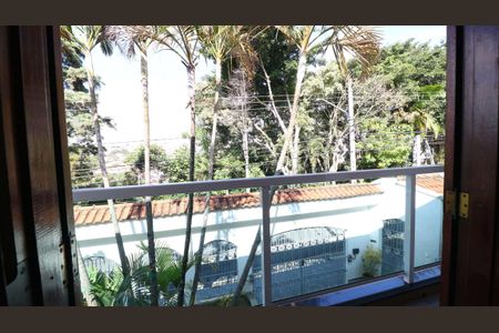 Casa à venda com 300m², 4 quartos e 4 vagas