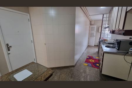 Apartamento à venda com 133m², 4 quartos e 2 vagas