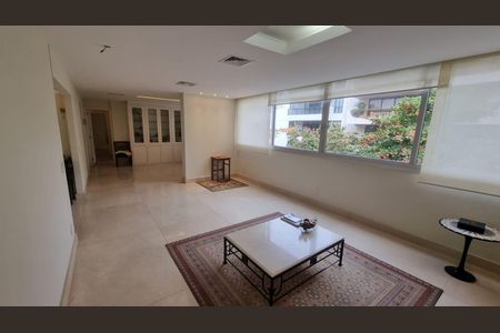 Apartamento à venda com 133m², 4 quartos e 2 vagas