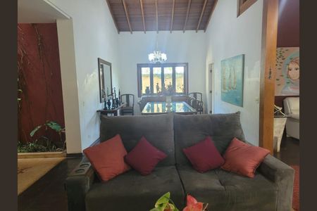 Casa à venda com 4 quartos, 300m² em Campo Belo, São Paulo