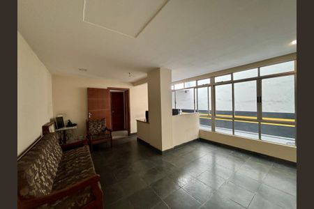 Apartamento à venda com 193m², 3 quartos e 2 vagas Apartamento à venda com 193m², 3 quartos e 2 vagasPortaria