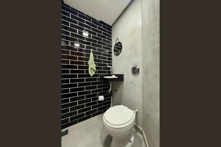 Apartamento à venda com 193m², 3 quartos e 2 vagas Apartamento à venda com 193m², 3 quartos e 2 vagasLavabo