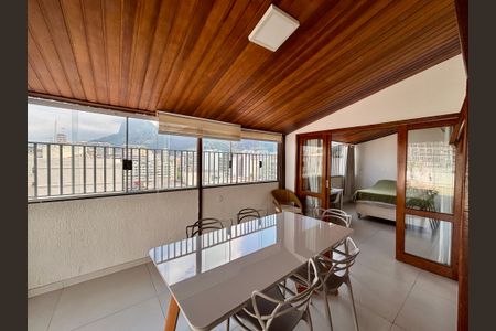 Apartamento à venda com 193m², 3 quartos e 2 vagas Apartamento à venda com 193m², 3 quartos e 2 vagasCobertura - sala
