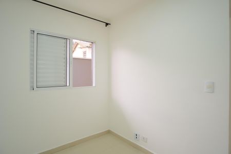 Quarto 1 de apartamento para alugar com 2 quartos, 32m² em Penha de França, São Paulo