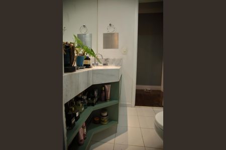 Apartamento à venda com 130m², 3 quartos e 2 vagasBanheiro da Suíte 1