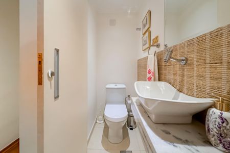 Lavabo de apartamento à venda com 3 quartos, 110m² em Vila Mariana, São Paulo