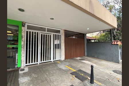 Apartamento à venda com 72m², 2 quartos e 1 vaga Apartamento à venda com 72m², 2 quartos e 1 vagaEntrada