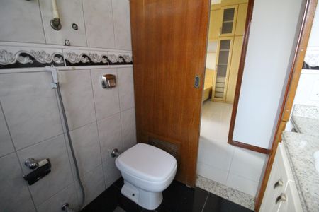 Apartamento à venda com 72m², 2 quartos e 1 vagaBanheiro