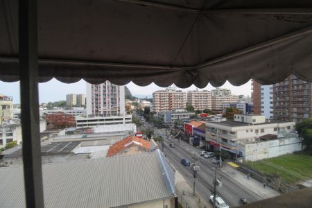 Apartamento à venda com 72m², 2 quartos e 1 vagaSala - Vista