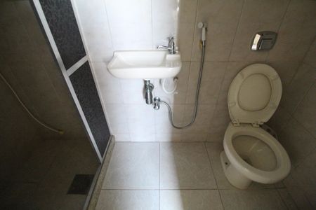 Apartamento à venda com 72m², 2 quartos e 1 vagaÁrea de serviço - Banheiro