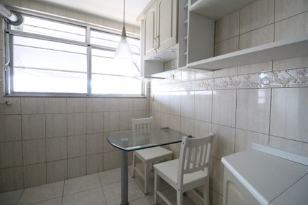 Apartamento à venda com 72m², 2 quartos e 1 vagaCozinha