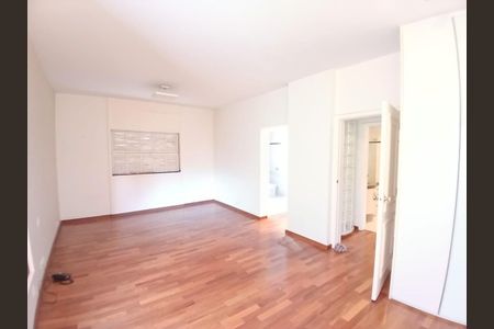 Apartamento à venda com 147m², 2 quartos e 1 vaga