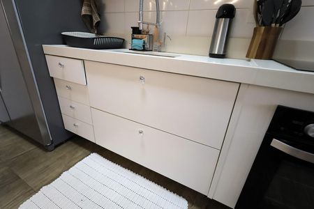 Apartamento à venda com 98m², 3 quartos e 2 vagas Apartamento à venda com 98m², 3 quartos e 2 vagasCozinha