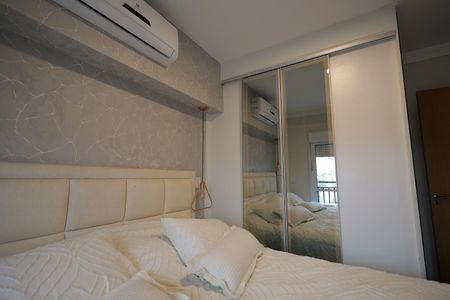 Apartamento à venda com 98m², 3 quartos e 2 vagas Apartamento à venda com 98m², 3 quartos e 2 vagasQuarto Suíte