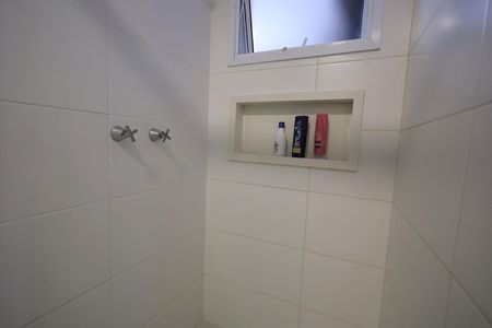 Apartamento à venda com 98m², 3 quartos e 2 vagas Apartamento à venda com 98m², 3 quartos e 2 vagasBanheiro 1