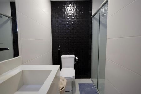 Apartamento à venda com 98m², 3 quartos e 2 vagas Apartamento à venda com 98m², 3 quartos e 2 vagasBanheiro 1