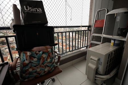 Apartamento à venda com 98m², 3 quartos e 2 vagas Apartamento à venda com 98m², 3 quartos e 2 vagasSacada Quarto Suíte