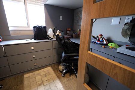 Apartamento à venda com 98m², 3 quartos e 2 vagas Apartamento à venda com 98m², 3 quartos e 2 vagasQuarto 2