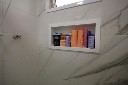 Apartamento à venda com 98m², 3 quartos e 2 vagas Apartamento à venda com 98m², 3 quartos e 2 vagasBanheiro Suíte