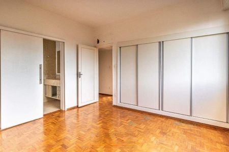 Apartamento à venda com 3 quartos, 127m² em Cambuí, Campinas