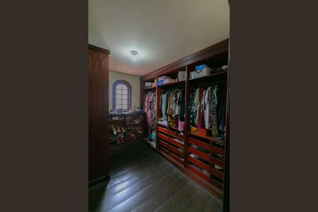 Casa à venda com 480m², 3 quartos e 3 vagasCloset da Suíte