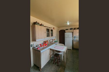 Casa à venda com 480m², 3 quartos e 3 vagasCozinha