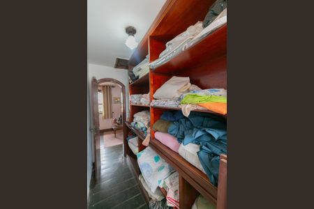 Casa à venda com 480m², 3 quartos e 3 vagasDespensa