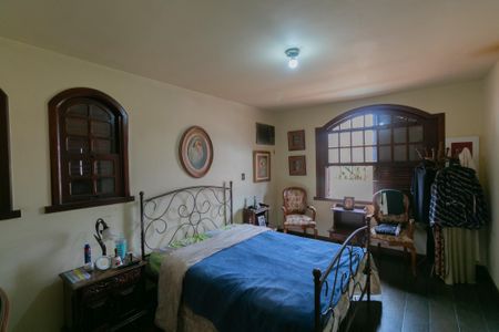 Casa à venda com 480m², 3 quartos e 3 vagasSuíte