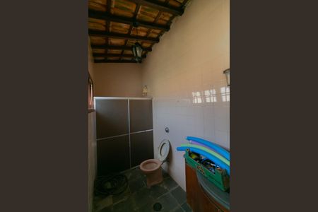 Casa à venda com 480m², 3 quartos e 3 vagasAcademia - Banheiro