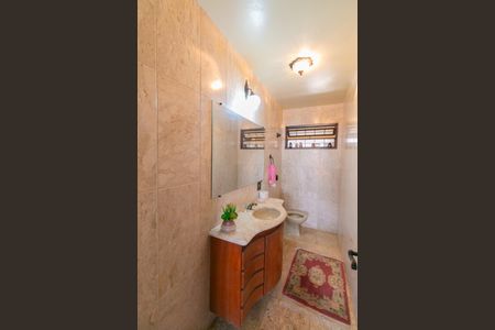 Casa à venda com 480m², 3 quartos e 3 vagasLavabo