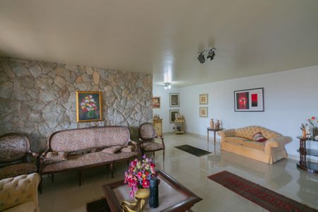 Casa à venda com 480m², 3 quartos e 3 vagasSala 1