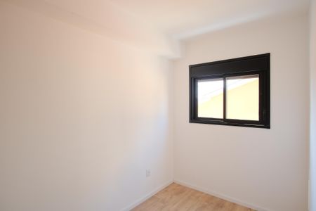 Quarto 1 de apartamento para alugar com 2 quartos, 60m² em Parque São Jorge, São Paulo