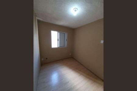 Quarto 2 de apartamento para alugar com 2 quartos, 48m² em Jardim Sao Miguel, Ferraz de Vasconcelos