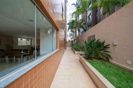 Apartamento à venda com 100m², 3 quartos e 2 vagas Apartamento à venda com 100m², 3 quartos e 2 vagasAREA EXTERNA DO PREDIO