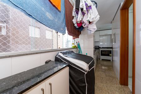 Apartamento à venda com 100m², 3 quartos e 2 vagas Apartamento à venda com 100m², 3 quartos e 2 vagasAREA DE SERVICO