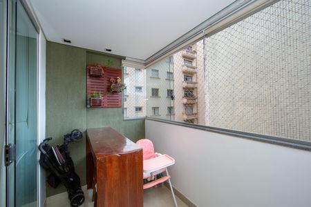 Apartamento à venda com 100m², 3 quartos e 2 vagas Apartamento à venda com 100m², 3 quartos e 2 vagasVARANDA