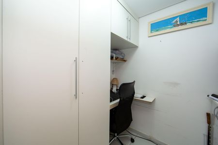 Apartamento à venda com 100m², 3 quartos e 2 vagas Apartamento à venda com 100m², 3 quartos e 2 vagasQUARTO DE EMPREGADA