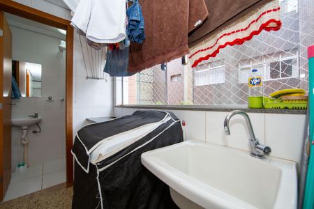 Apartamento à venda com 100m², 3 quartos e 2 vagas Apartamento à venda com 100m², 3 quartos e 2 vagasAREA DE SERVICO