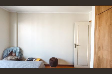 Apartamento à venda com 120m², 3 quartos e 2 vagas Apartamento à venda com 120m², 3 quartos e 2 vagasQuarto 2