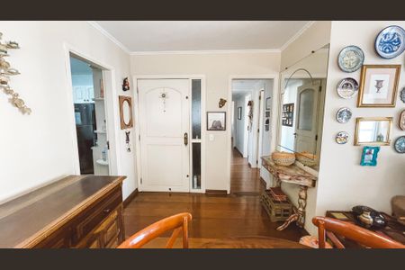 Apartamento à venda com 120m², 3 quartos e 2 vagas Apartamento à venda com 120m², 3 quartos e 2 vagasSala