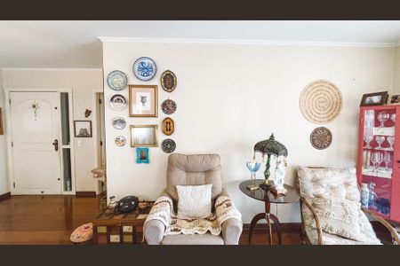 Apartamento à venda com 120m², 3 quartos e 2 vagas Apartamento à venda com 120m², 3 quartos e 2 vagasSala