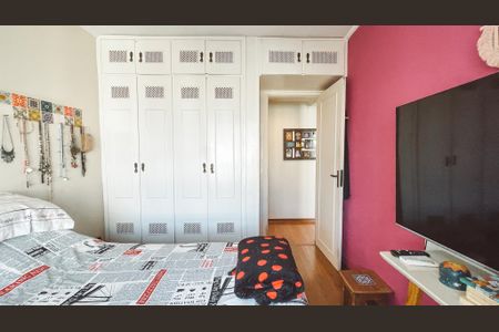 Apartamento à venda com 120m², 3 quartos e 2 vagas Apartamento à venda com 120m², 3 quartos e 2 vagasQuarto 1