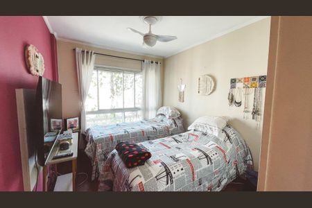 Apartamento à venda com 120m², 3 quartos e 2 vagas Apartamento à venda com 120m², 3 quartos e 2 vagasQuarto 1